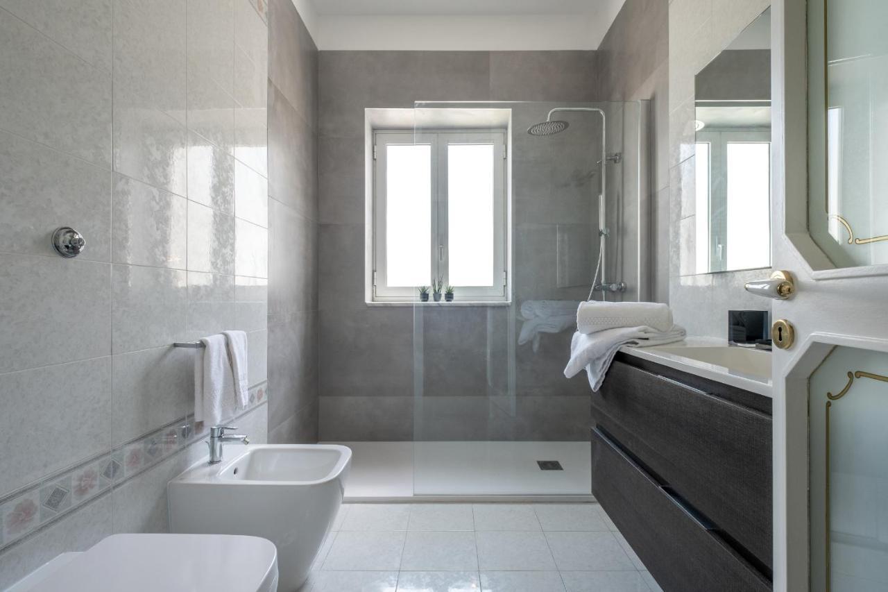 Sweet Life - Luxury Apartment-Suite-Rooms Bari Esterno foto